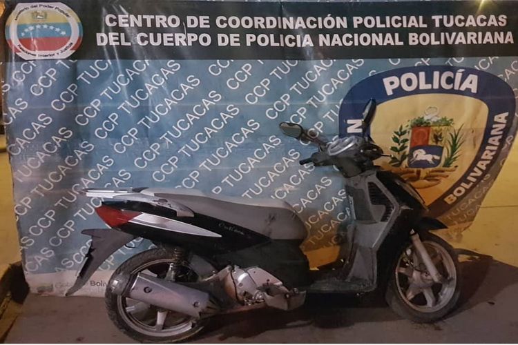 Delincuente roba moto y la abandona ante cerco de la PNB