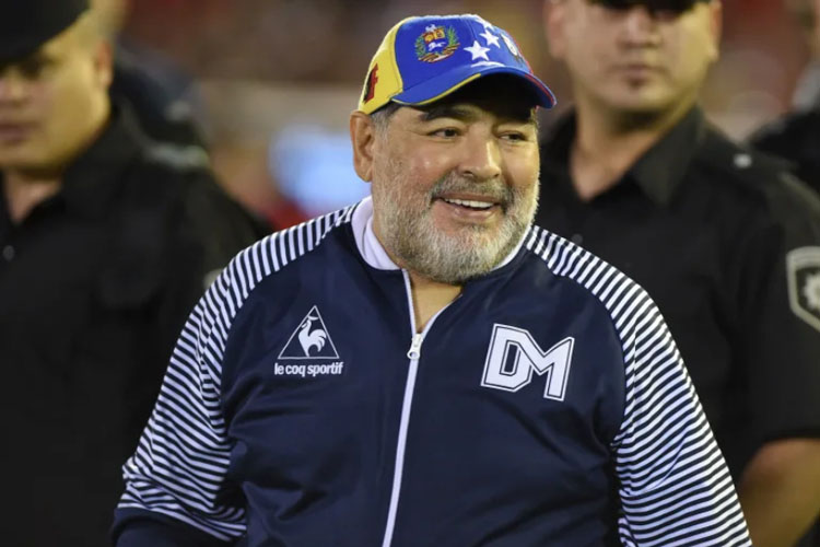 Maradona contradice a su hija: “No me estoy muriendo”