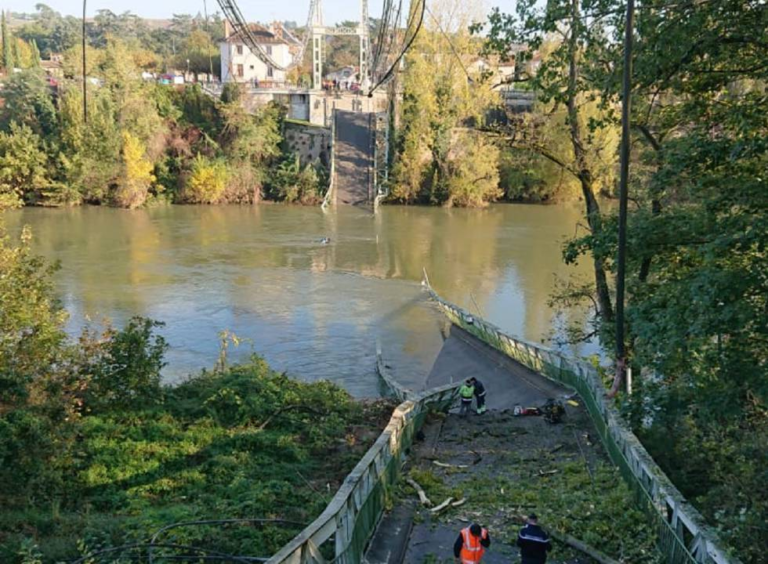 Un muerto y varios desaparecidos por el derrumbe de un puente en Francia