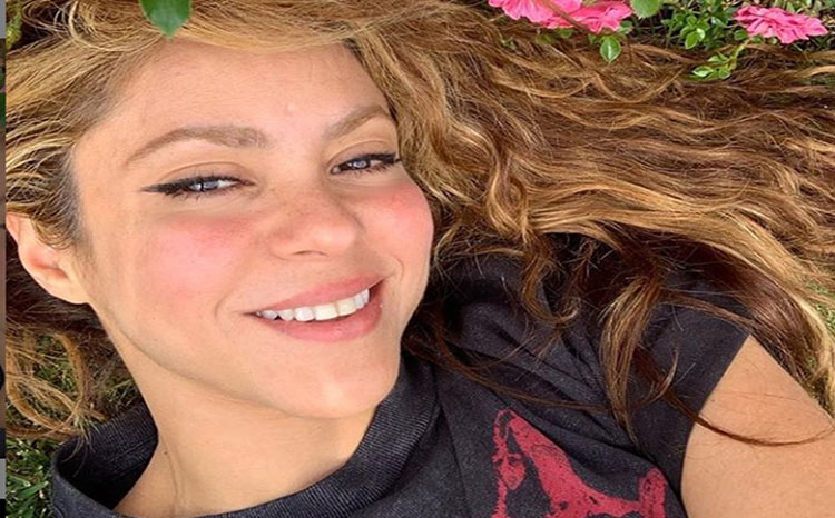 La exuberante prima de Shakira que  causa furor en las redes sociales