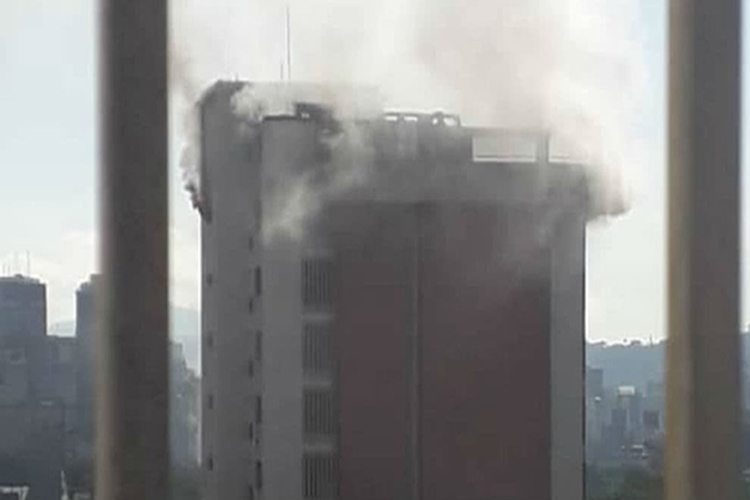 Se registró un incendio en la Torre Viasa de Bellas Artes en Caracas