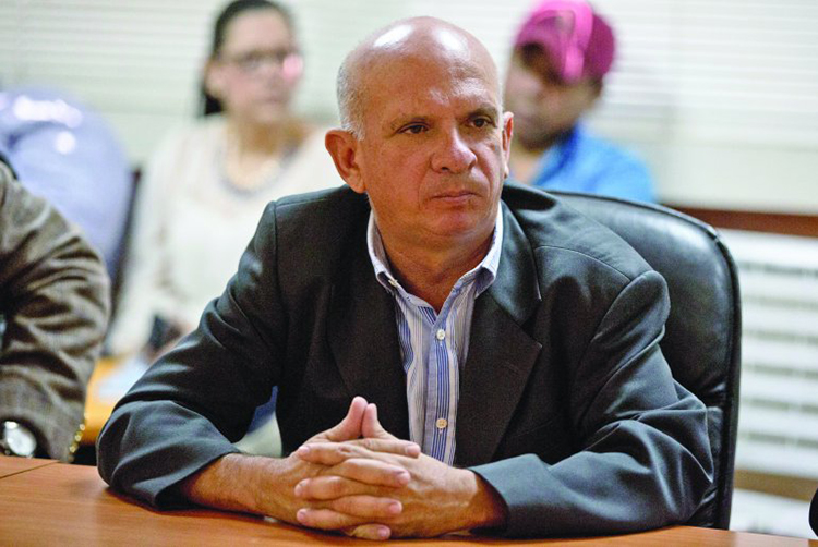 Defensa de  Hugo Carvajal  pide anular la extradición