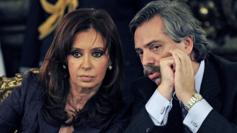 Alberto Fernández defiende a Cristina y niega que lo vinculara por corrupción