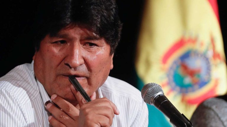 Morales dice que orden de arresto «no procede» porque sigue siendo presidente