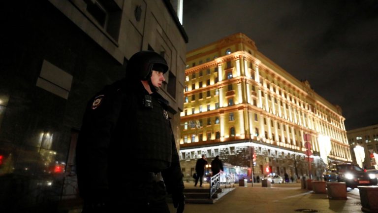 Varios heridos en tiroteo cerca de edificio de servicios secretos en Moscú
