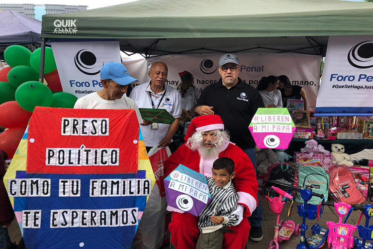 Foro Penal recolectó y entregó juguetes a los hijos de los presos políticos en Venezuela