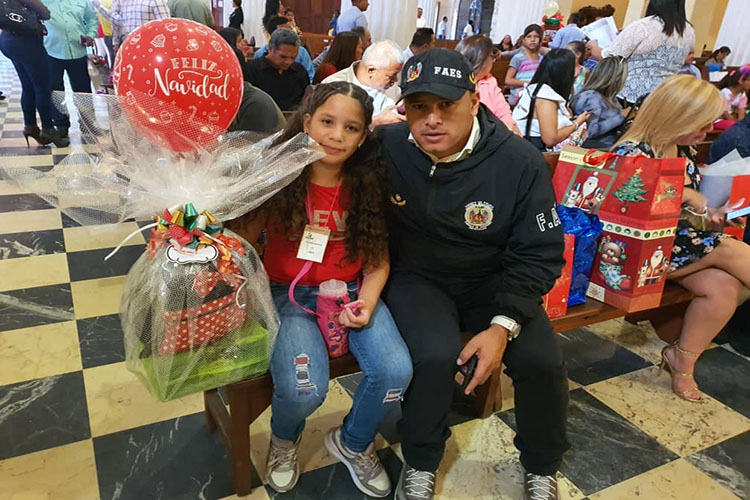 Faes Carabobo dijo presente en «Viste un niño en Navidad»