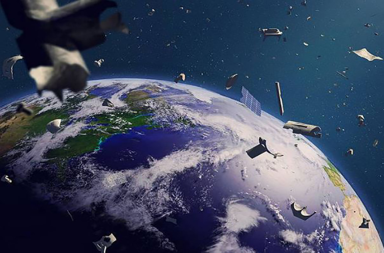 En el año 2025  lanzarán la primera misión para limpiar la basura especial de La Tierra
