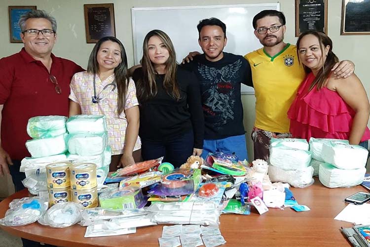 Fundación «Se busca un padrino» inició el 2020 con entrega de juguetes e insumos para Hospital de Paraguaná