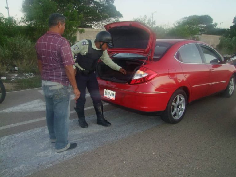 Policarirubana retiene cinco motocicletas y un carro