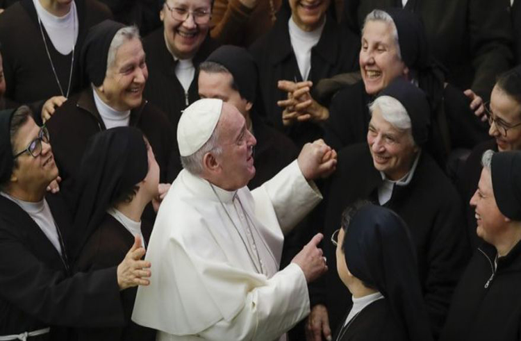 Papa Francisco nombra a una mujer para importante cargo en el Vaticano