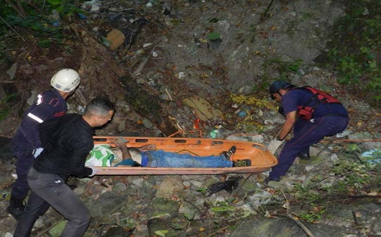 Hombre murió tras caer de un despeñadero en Trujillo
