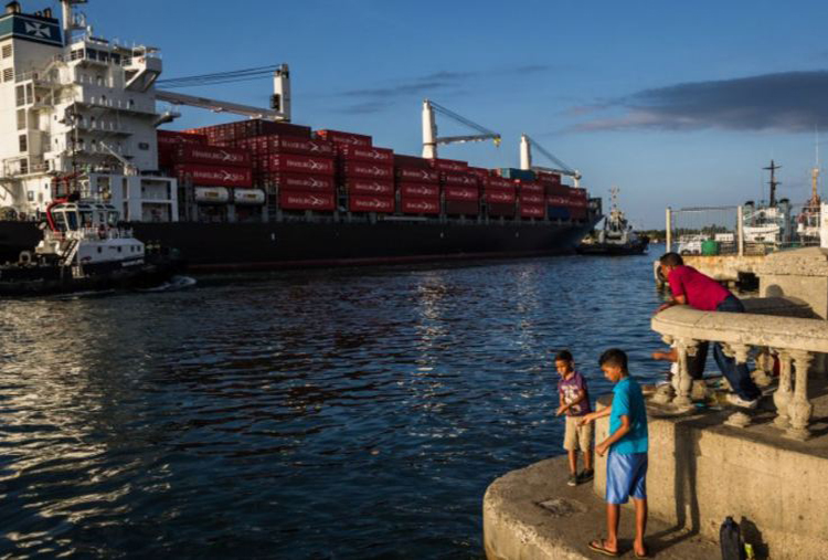 Venezuela recorta lista de importaciones libres de impuestos