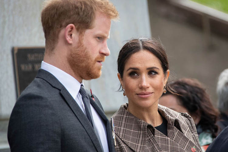 El príncipe Harry y Meghan Markle renunciarán a sus títulos nobiliarios