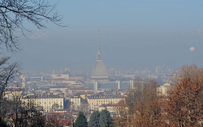 Las principales ciudades de Italia limitan su tráfico por alta contaminación