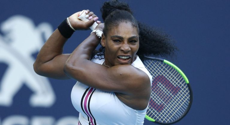 Serena Williams se retira de Roland Garros por una lesión