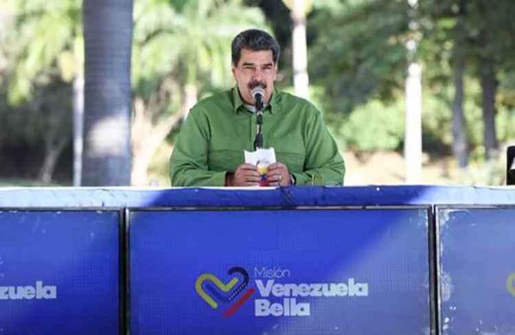 Pese al rechazo de Colombia, Maduro insiste en restablecer las relaciones consulares