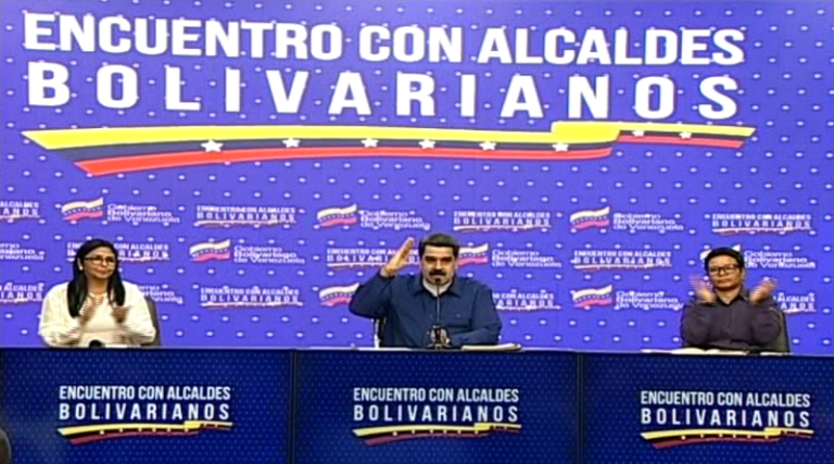 Alcaldes chavistas sostienen encuentro con  Nicolás Maduro