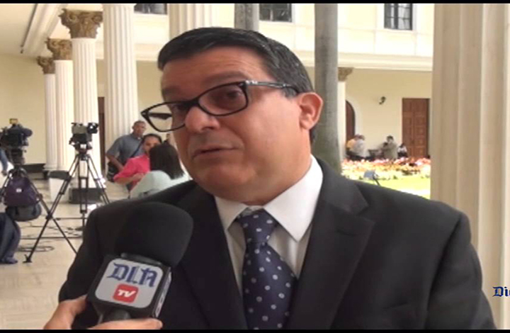 Berrizbeitia: Parra con el apoyo del chavismo tomó por la fuerza la sede administrativa de la AN