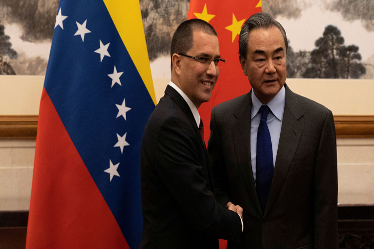 Cancillería de China asegura que continuará negociaciones con Venezuela