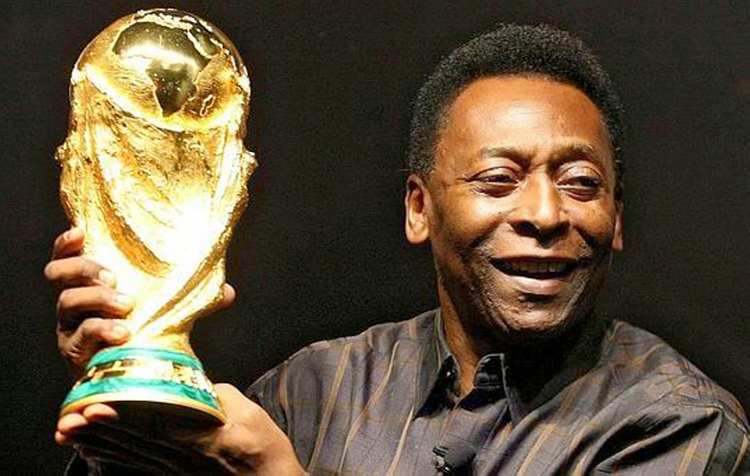 Leyenda del futbol “Pelé” se encuentra deprimido debido a su mala salud