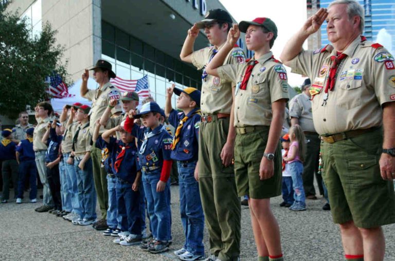 Boy Scouts de América se declara en quiebra para atender demandas por abusos