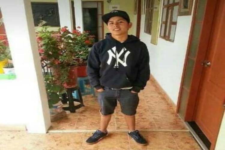 Camión cava mató a joven y conductor se dio a la fuga