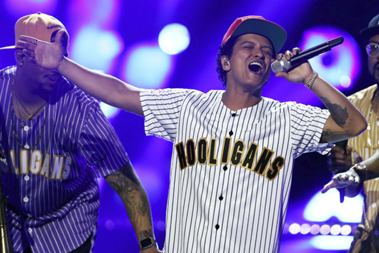 Bruno Mars firma con Disney para protagonizar y producir una película