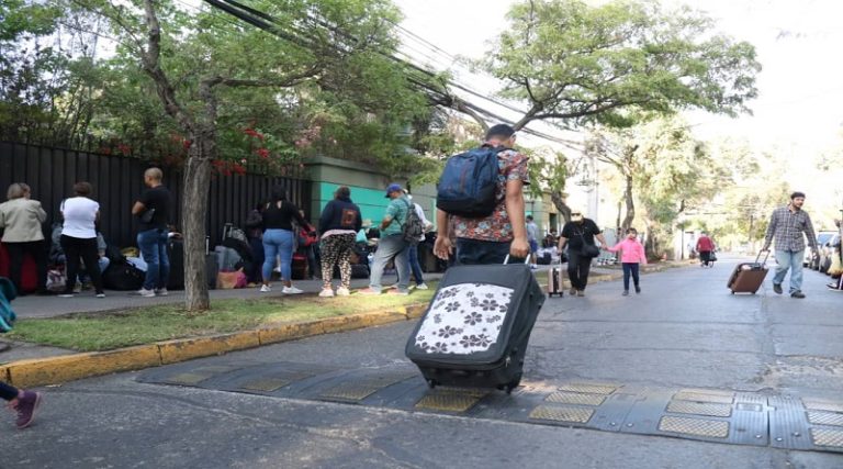Mediante Plan Vuelta a la Patria regresan 250 venezolanos desde Chile