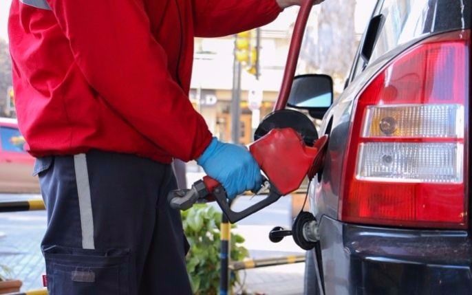 Arrecian restricciones para surtir gasolina en Paraguaná