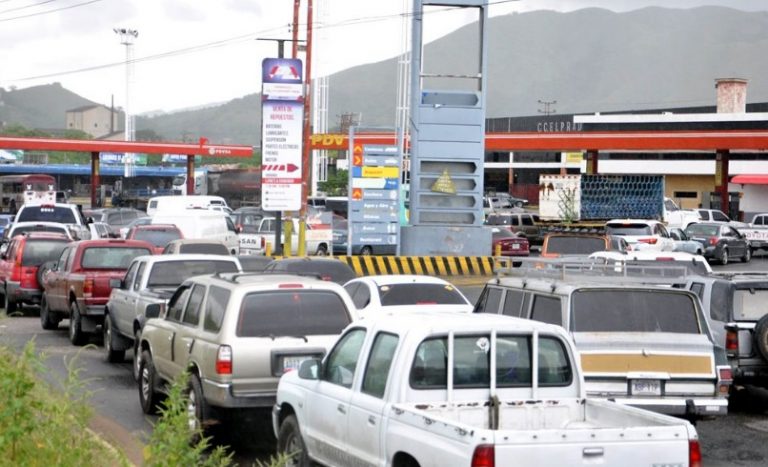 Morales Miranda: se surtirá gasolina a unos mil carros por jornada en Falcón