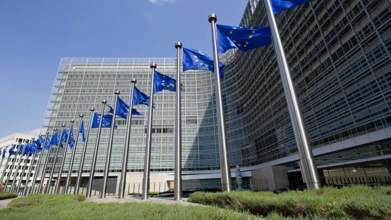 Bruselas avisa de que el impacto económico del coronavirus será «muy grave»