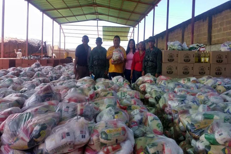 Distribuyen alimentos en Zamora