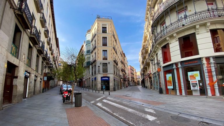 Las calles de España se vacían por estado de alarma que durará más de dos semanas