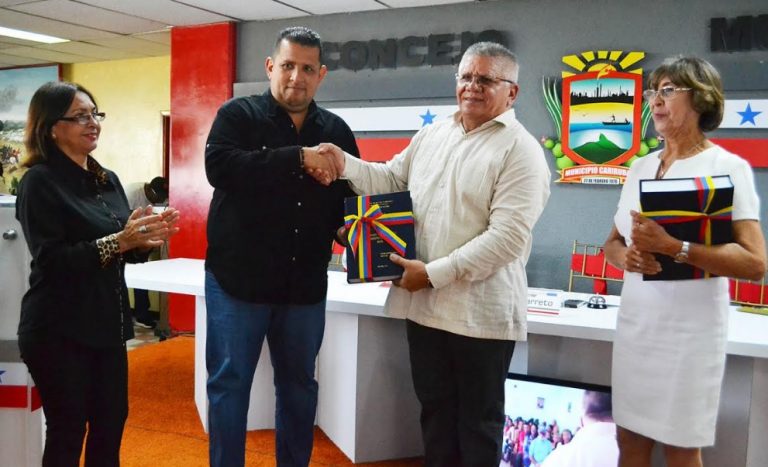 Alcalde Alcides Goitía rindió cuentas al municipio Carirubana
