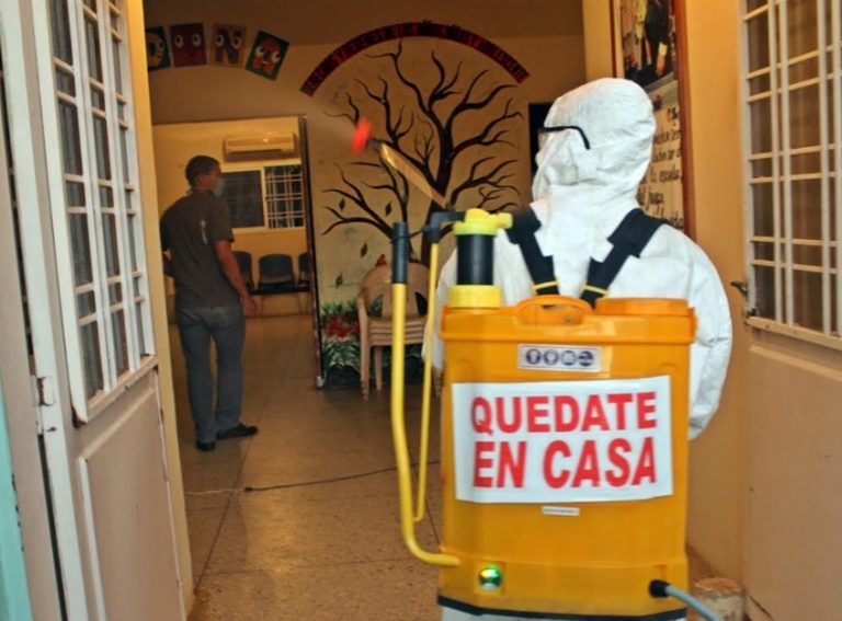 Plan de desinfección llegó a comercios, centros de salud y espacios públicos de Cumarebo