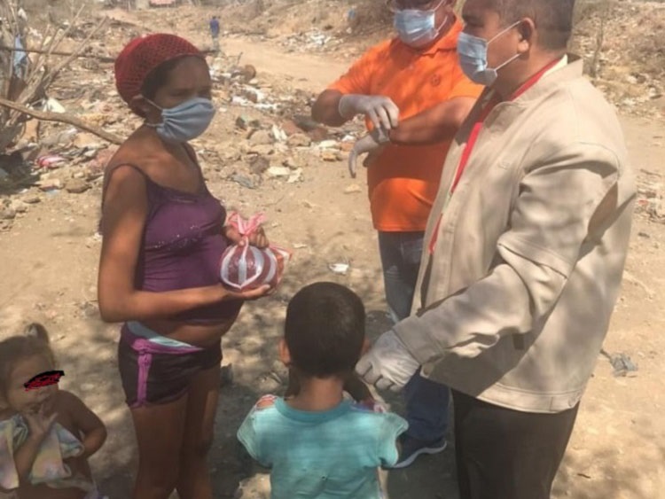 Entregan comida y tapabocas en Las Tenerías durante censo