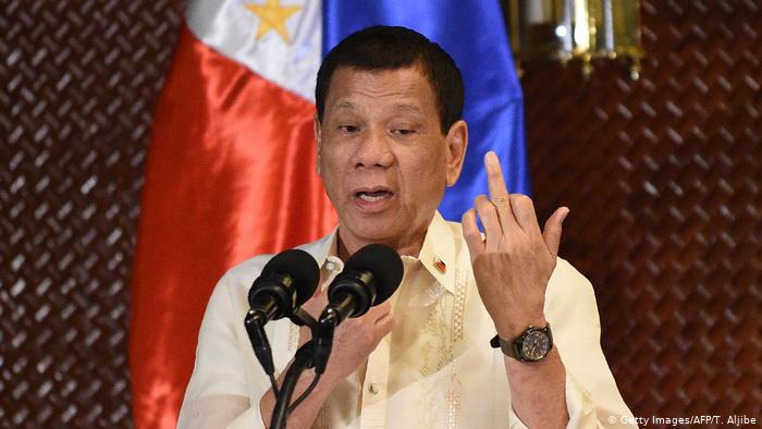 Presidente de Filipinas: Disparen a matar al que viole la cuarentena