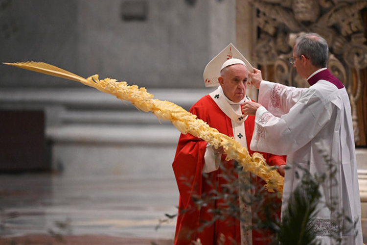 Papa Francisco inicia una Semana Santa sin fieles por el coronavirus