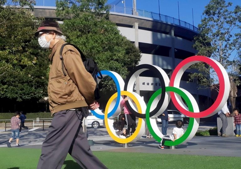 Médicos japoneses ven «difícil» que se celebren los Juegos Olímpicos en 2021 sin una vacuna
