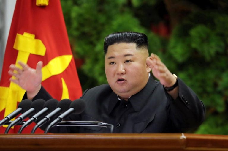 El líder de Corea del Norte recibe tratamiento después de un procedimiento cardiovascular, según el Daily NK