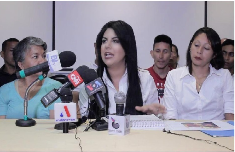 Indira Urbaneja: El país exige entendimiento entre Juan Guaidó y Nicolás Maduro 