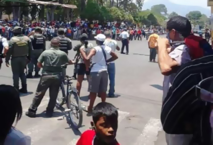 Diputado Robert Alcalá: «Represión por disturbios en Cumanacoa deja siete heridos»