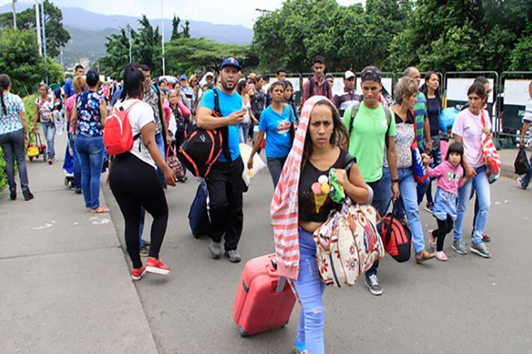 Venezuela gestiona regreso de connacionales desde Colombia
