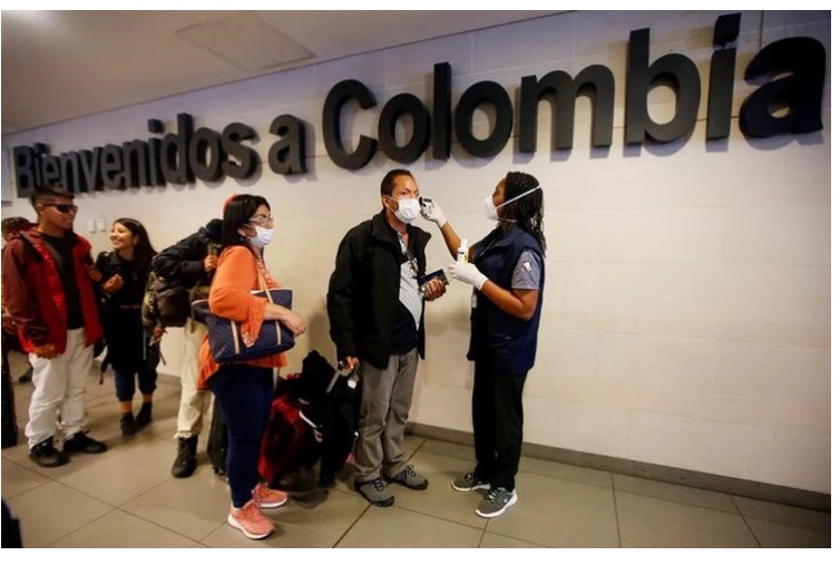Descartan reapertura de aeropuertos en Colombia