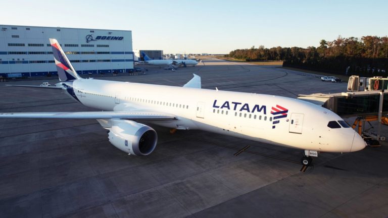 Aerolínea LATAM se declara en quiebra en EEUU