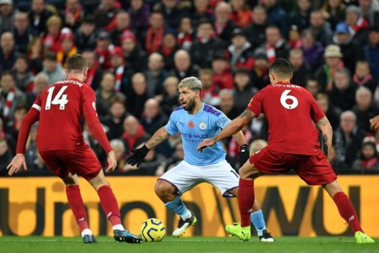 Fútbol inglés se plantea más partidos gratis en televisión para alejar al público de estadios