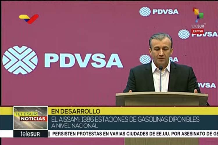 El Aissami detalló nuevo esquema de distribución de gasolina