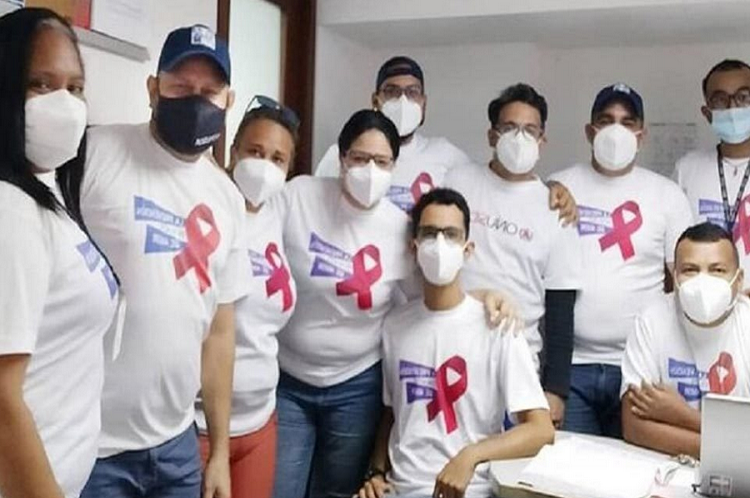 Activistas de Azul Positivo son traslados nuevamente a la sede de la Dgcim en Maracaibo