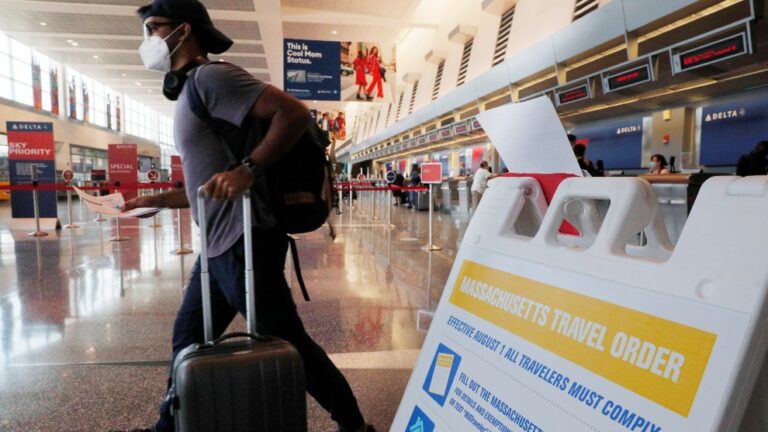 Estados Unidos comenzará a pedir test de coronavirus negativos a quienes lleguen al país en avión